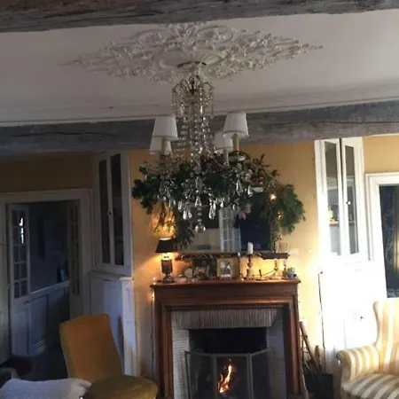 Large, Welcoming House, Full Of Character And Charm Dom wakacyjny Bouresse